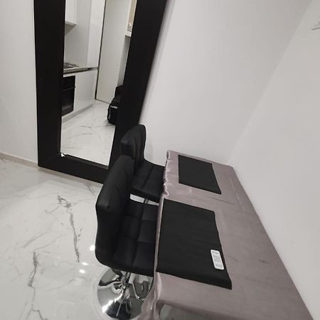 Dolce Vita Romana Bagian luar foto